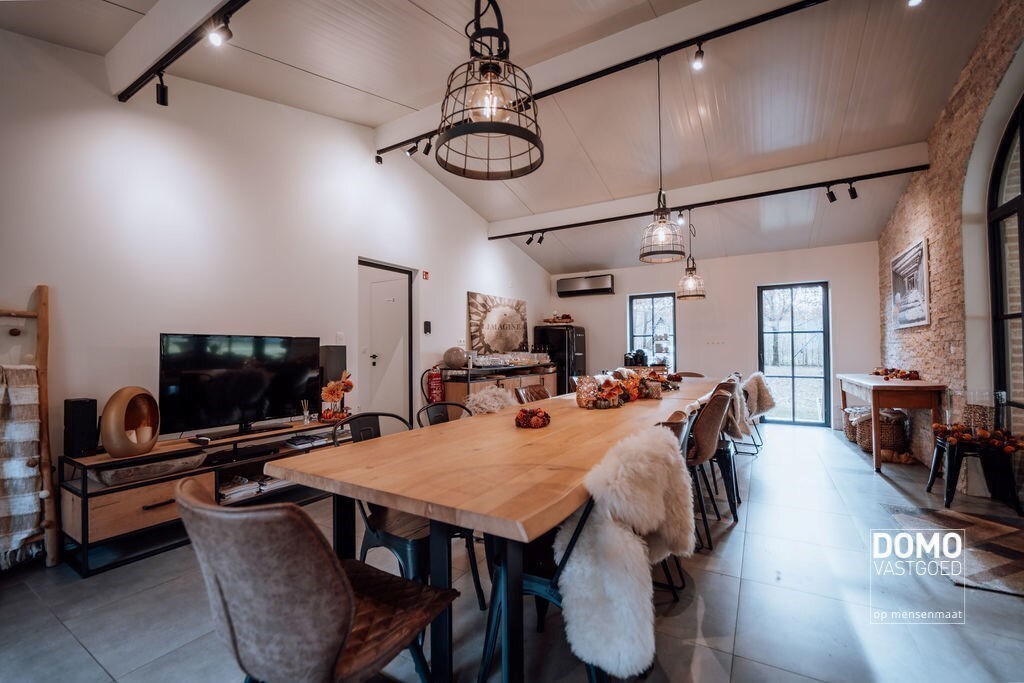 Exclusieve villa, zeer rustig gelegen, aan de groene bossen van Bolderberg. 