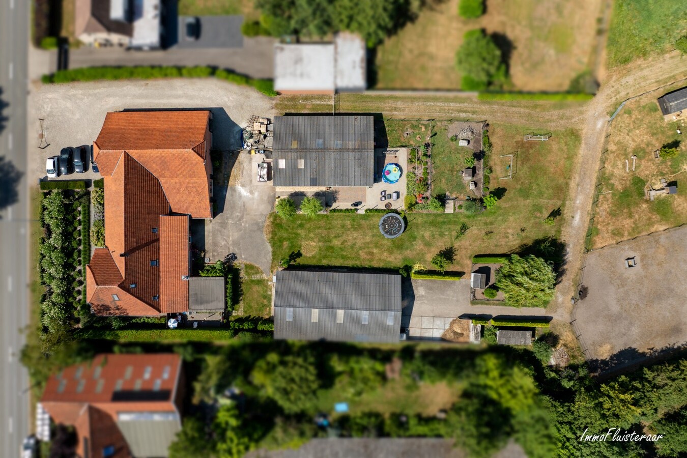 Prachtige langgevelhoeve met charmante schuur en paardenfaciliteiten op ca. 1,8 ha te Ravels. (BEZOEKDAG OP 08/08 VAN 10U TOT 14U) 
