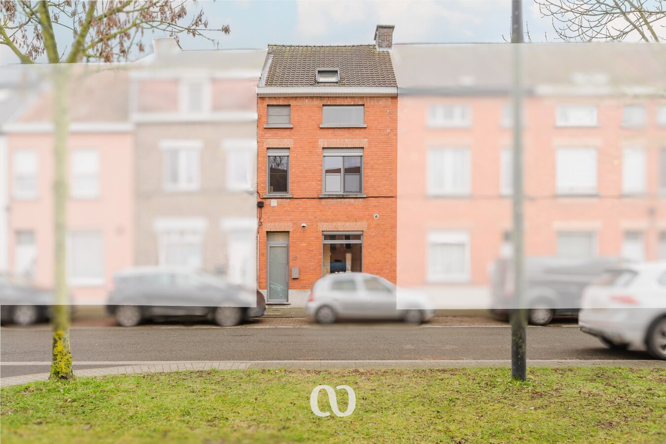 Prachtig gerenoveerde, energiezuinige woning met 4 slaapkamers 