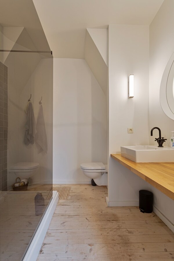 Volledig gerenoveerde en instapklare burgerwoning - 3slpks 