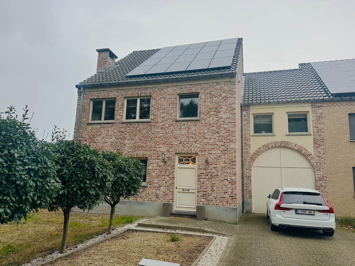 Te koop pastorie - Diepenbeek