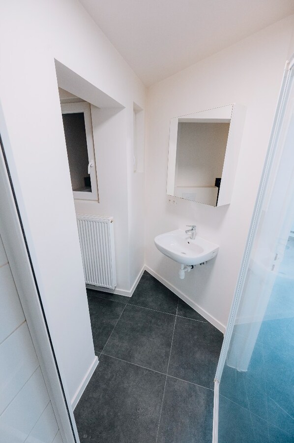 Ruim en lichtrijk 1-slaapkamerappartement op centrale locatie nabij park en centrum 