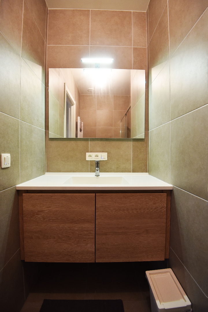 Recent app. 2 slpks, terras, balkon en garage te Maldegem 