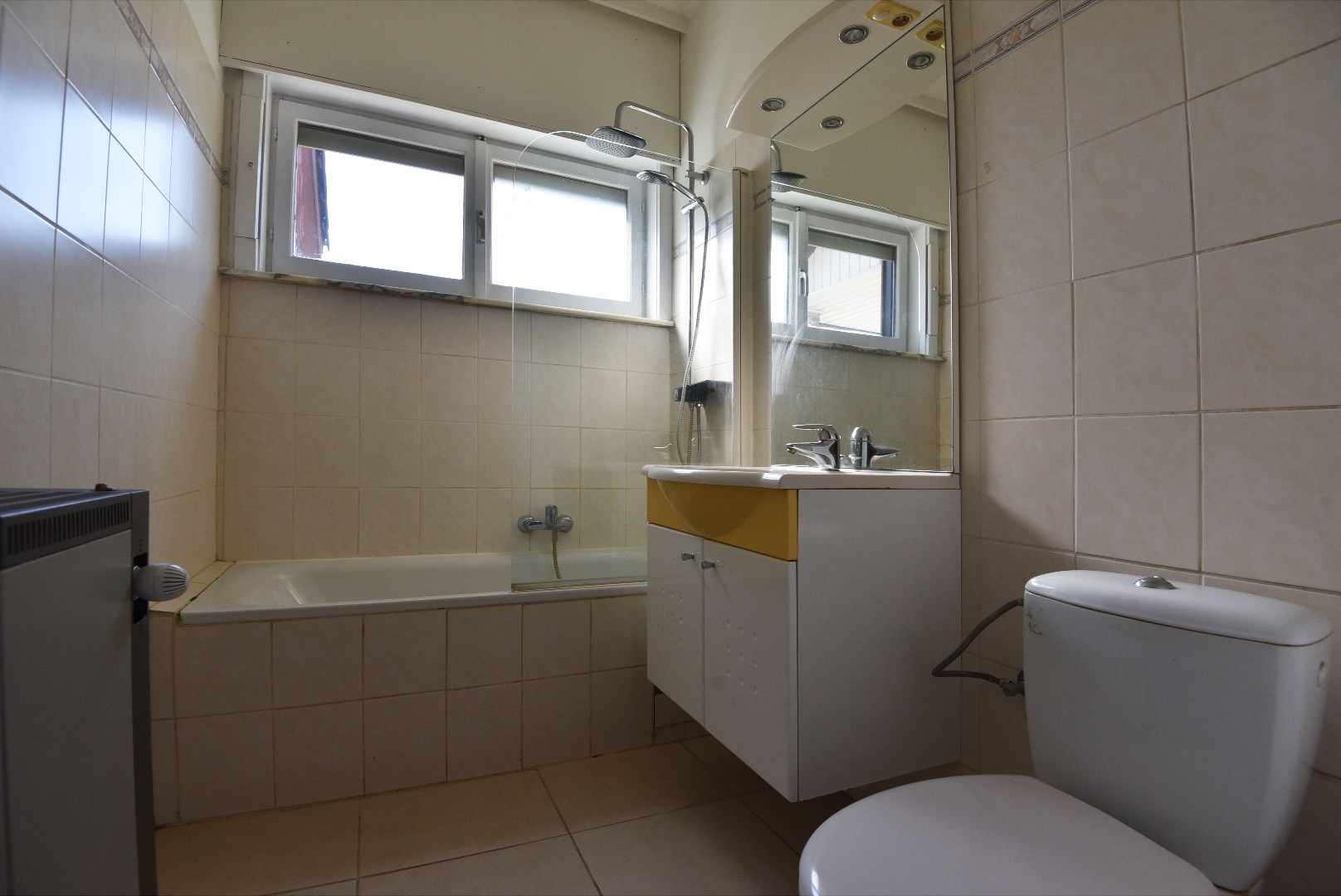 Ruime woning met 3 slaapkamers en tuin te Maldegem 