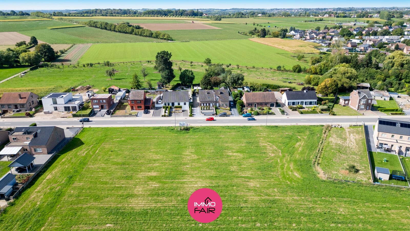 Bouwgrond van 568 m² voor halfopen bebouwing met zicht op de velden 