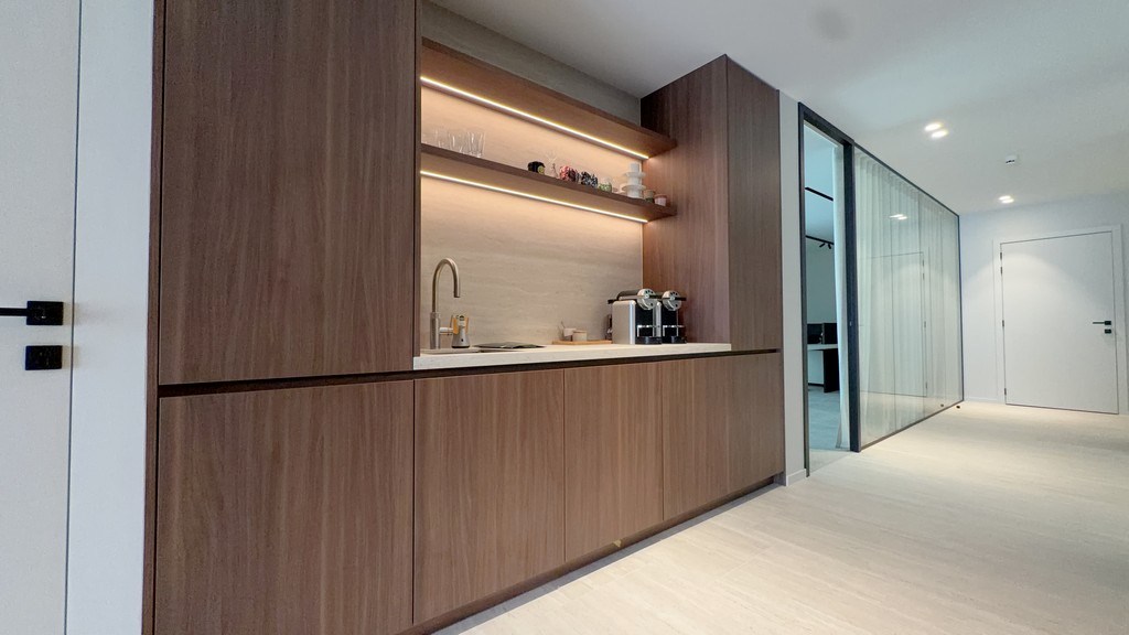 Exclusieve nieuwbouw kantoorruimte te huur in Lokeren