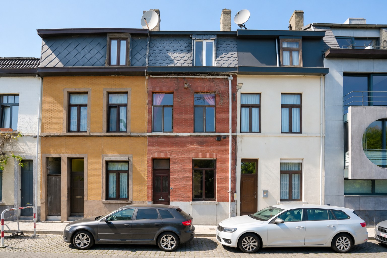 Te renoveren eigendom met zicht op De Leie 