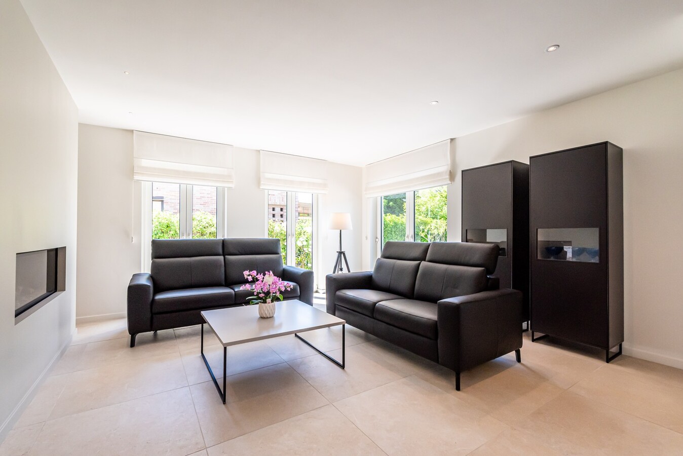 Stijlvol gerenoveerde woning in residentiële wijk op 1254 m² 