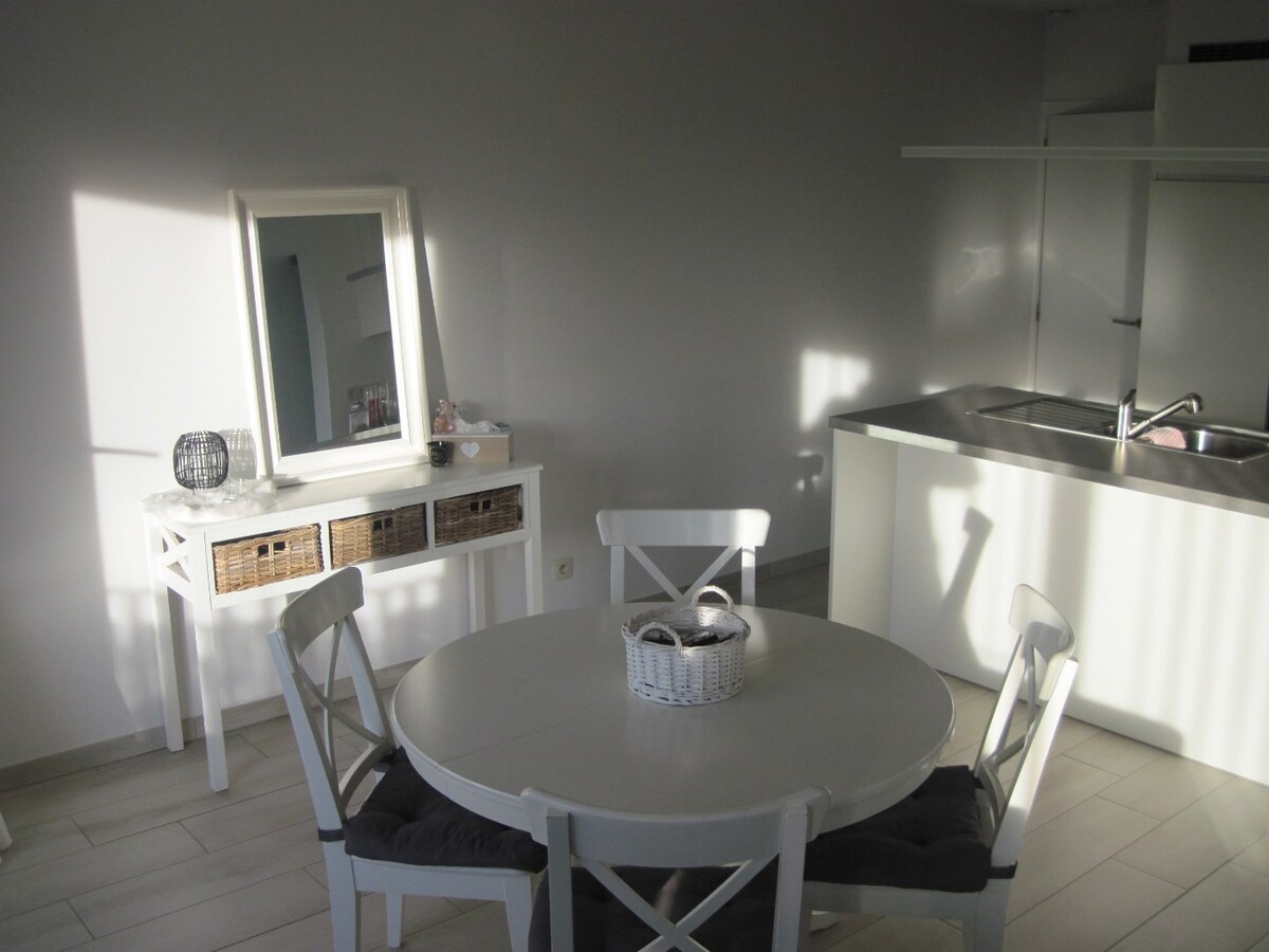 Recent, energiezuinig 1-slp-appartement ! 