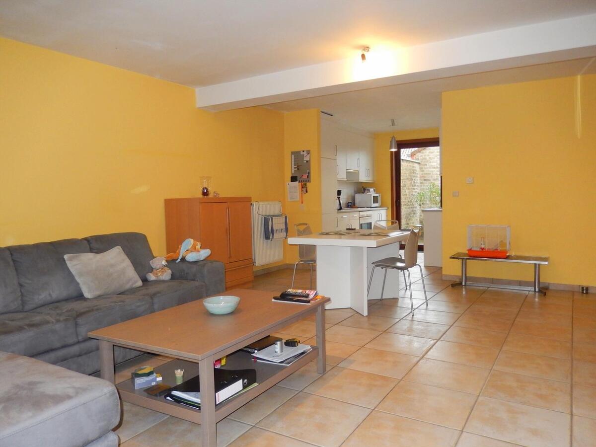 Gezellig ruim 2 slaapkamerappartement met ruim terras 