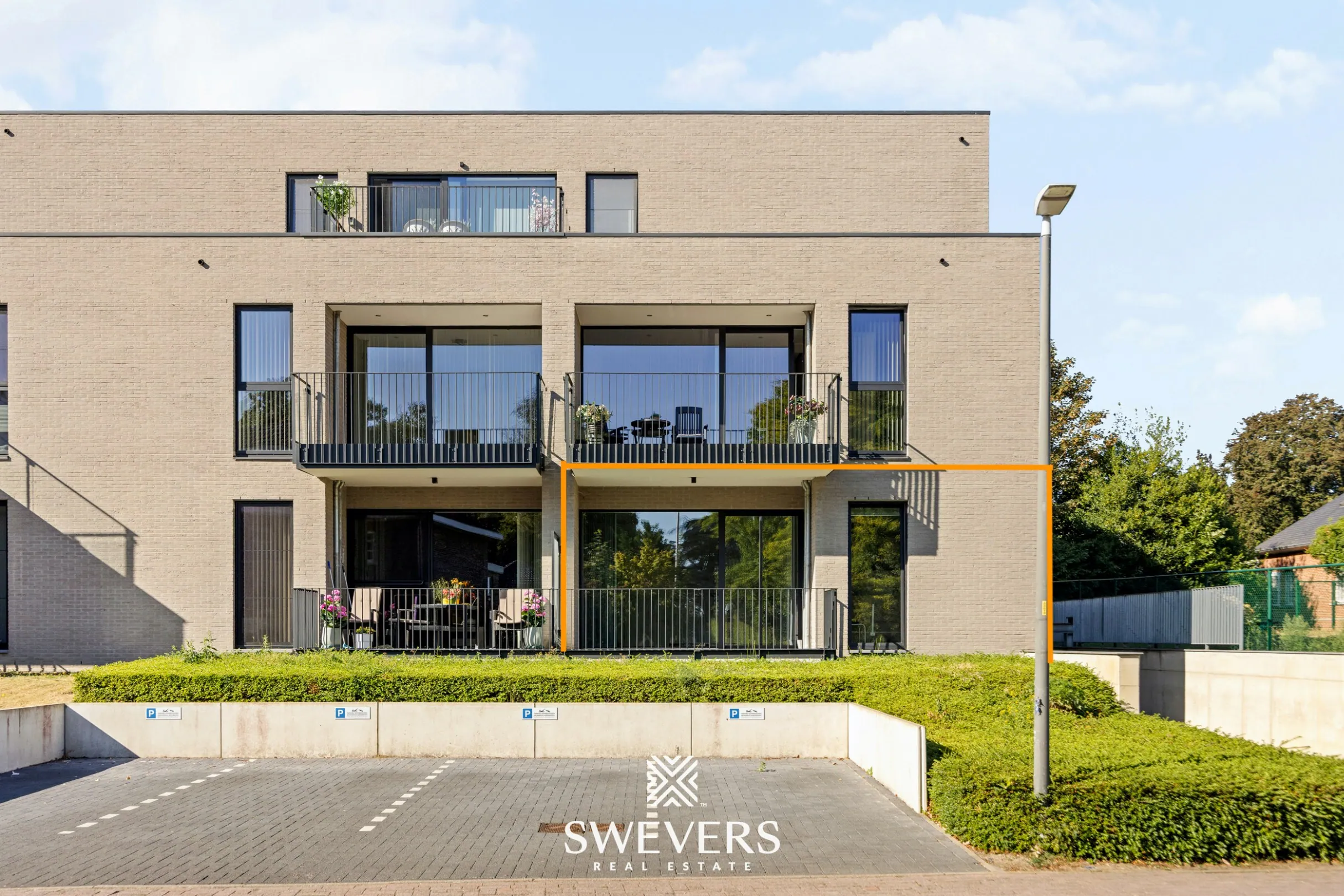 Te koop service flat - Kortessem