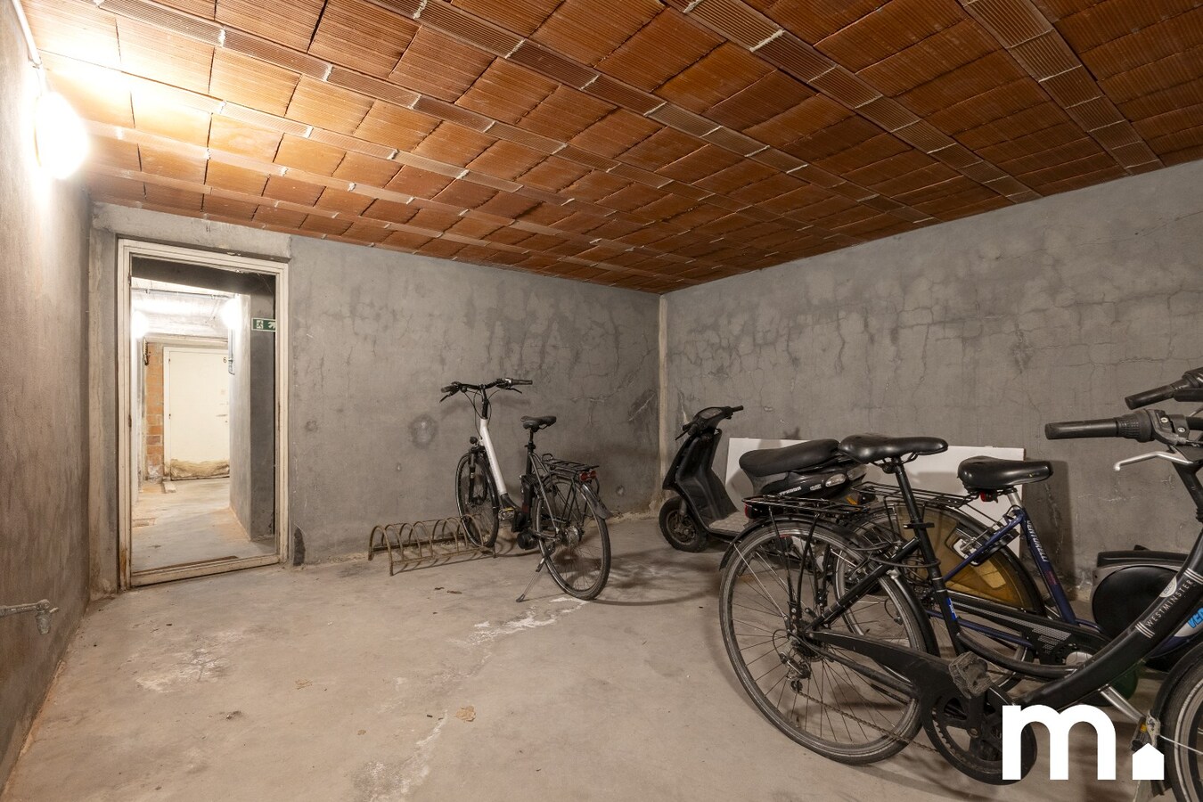 Gerenoveerd appartement met 2 slaapkamers en Garage te Kuurne! 