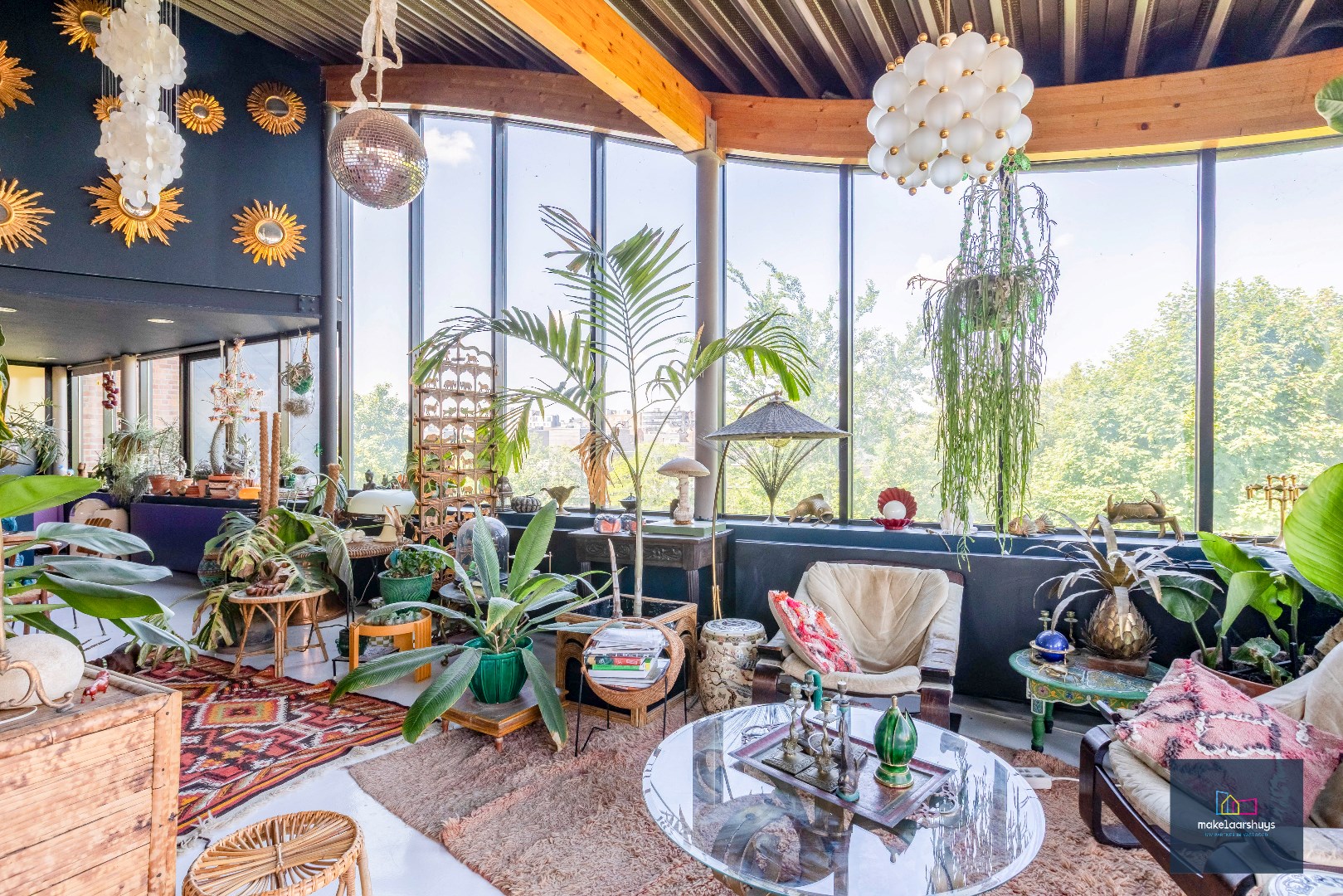 Unieke penthouse met prachtig terras en garagebox te Visserij 