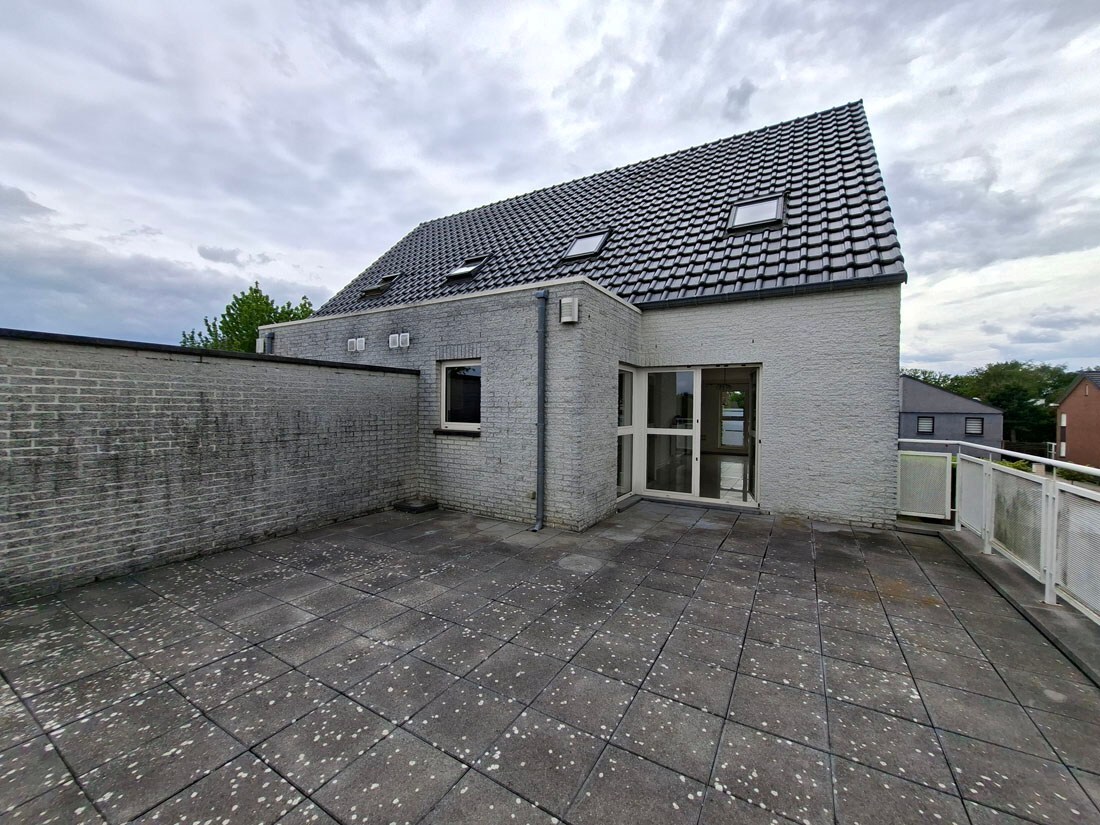 Goed gelegen duplex appartement te Lommel 