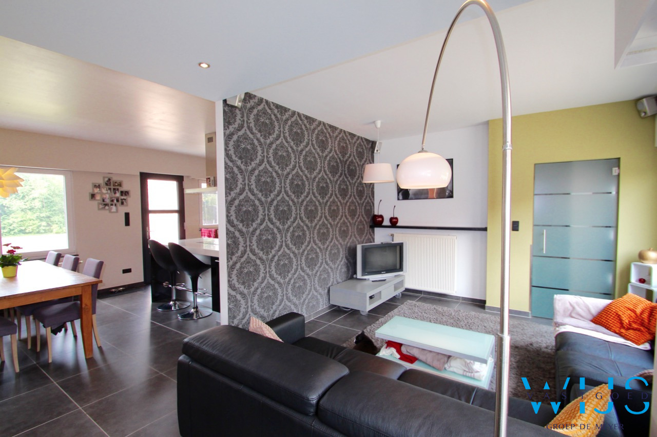 Unieke ruime gerenoveerde woning  ! 