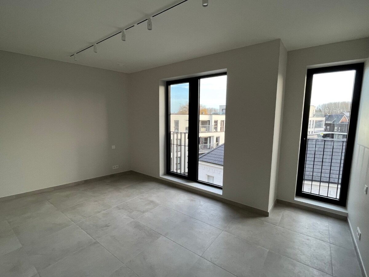 Nieuw, luxueus afgewerkt BEN-penthouse 