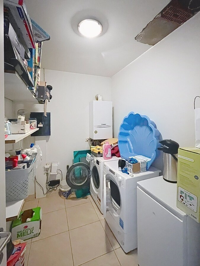 Ruim Appartement met groot terras Ursel 