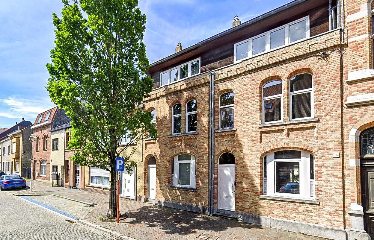 Instapklare en vergunde vakantiewoning in hartje Nieuwpoort-stad op 100 m².