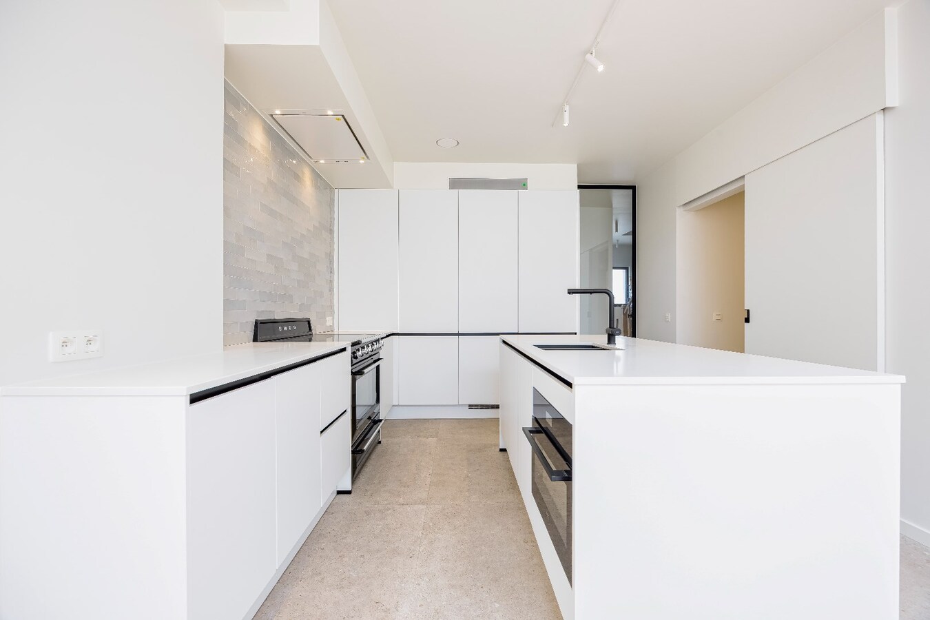 Top gerenoveerde en energiezuinige gezinswoning in het hart van Heist. 