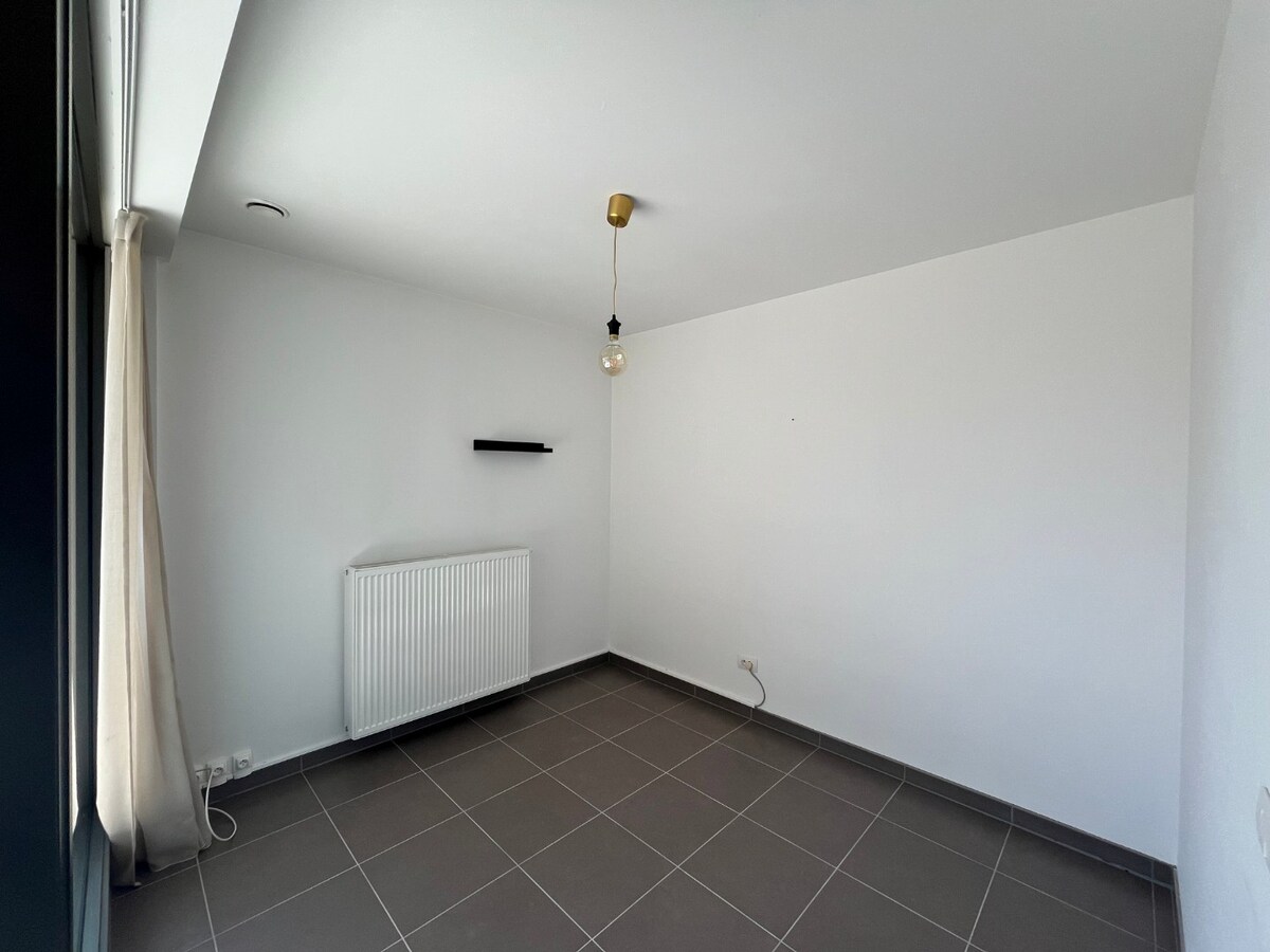 2-slaapkamer appartement met aangenaam terras. 