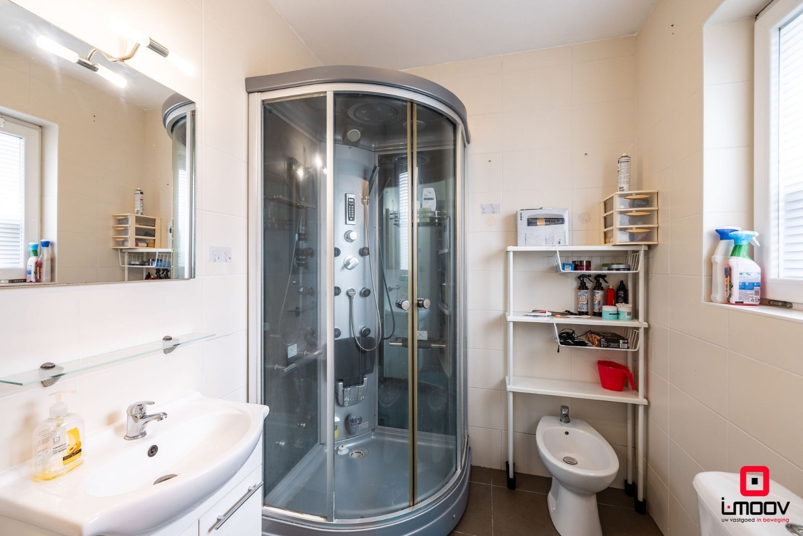 Ruime gezinswoning met tuin en aparte kangoeroewoning 