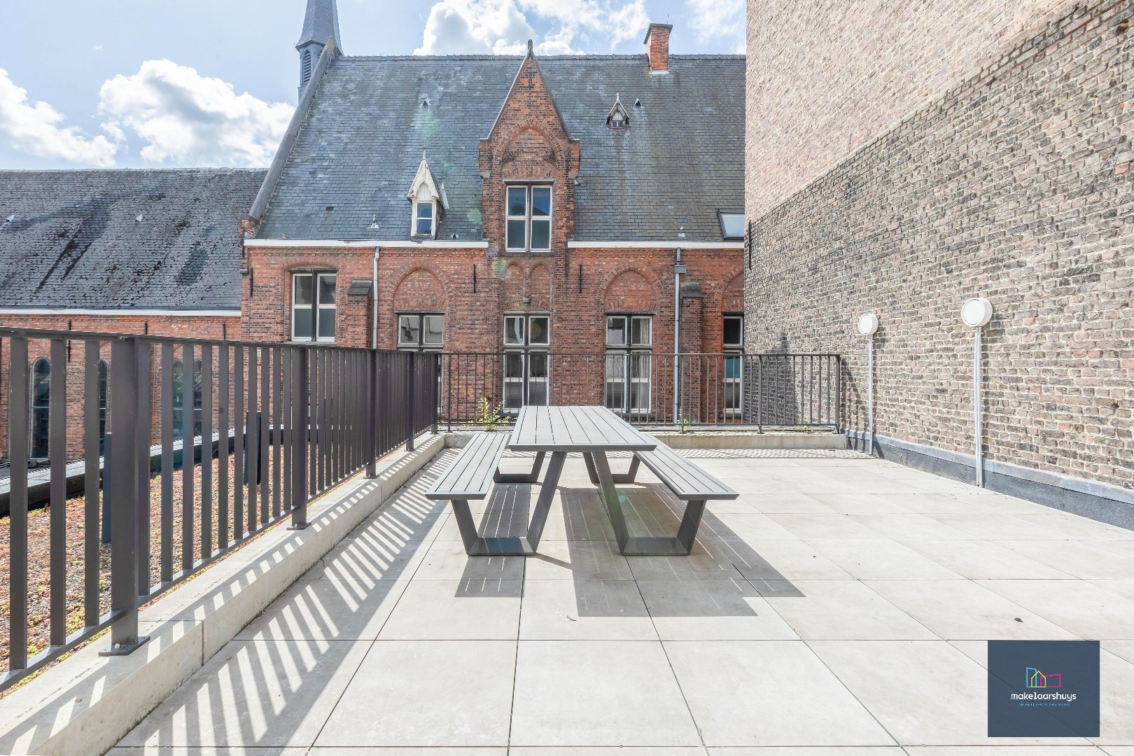 2 slaapkamerapp. met terras &amp; staanplaats aan het Muinkpark 