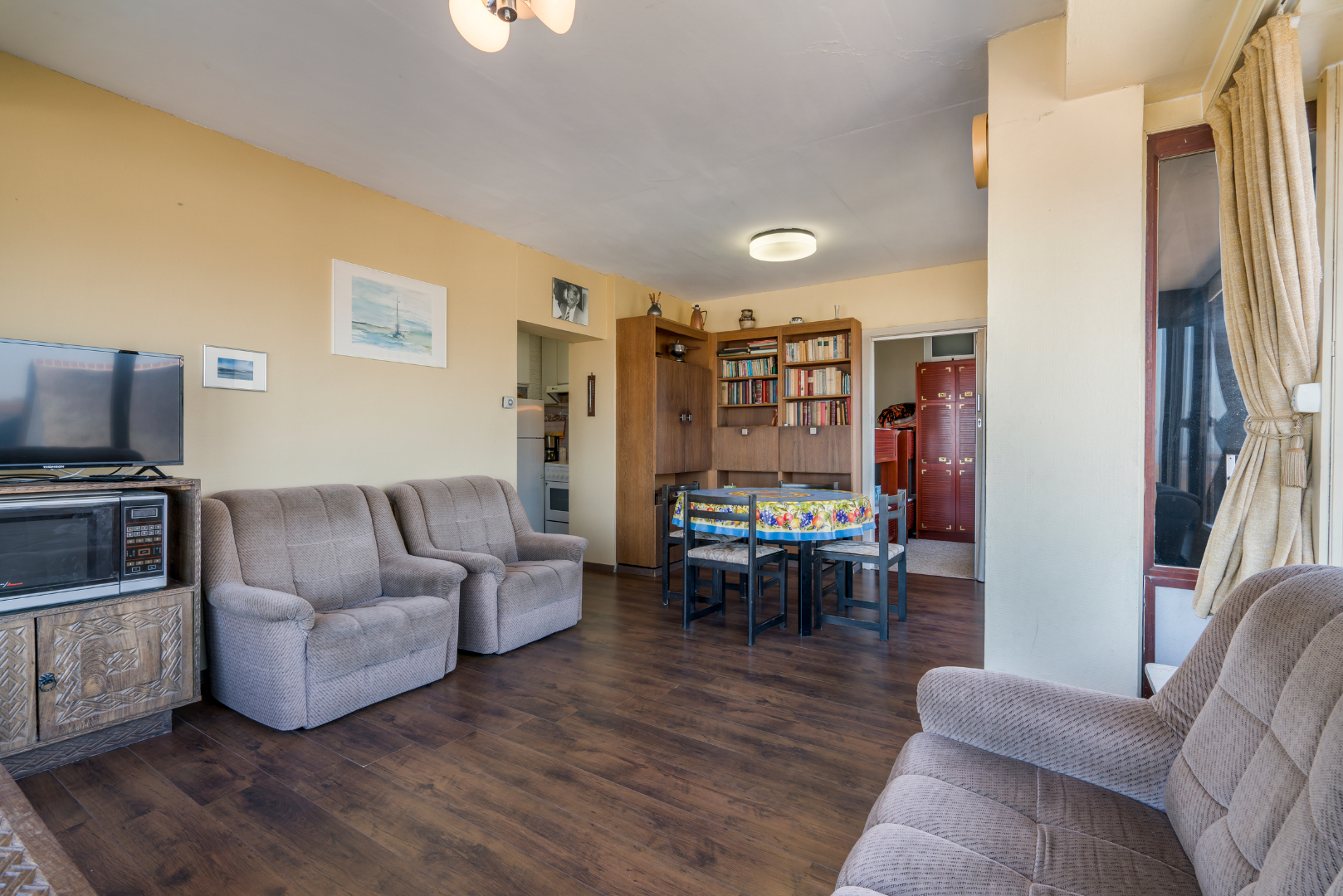 prachtig hoek appartement met 2 slaapkamers 