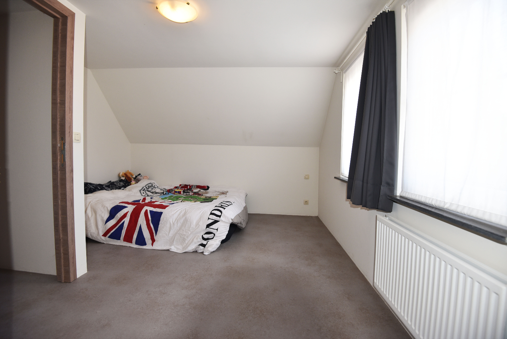 Gezinswoning met 3 slpks, autostaanplaats en tuin te Maldegem 