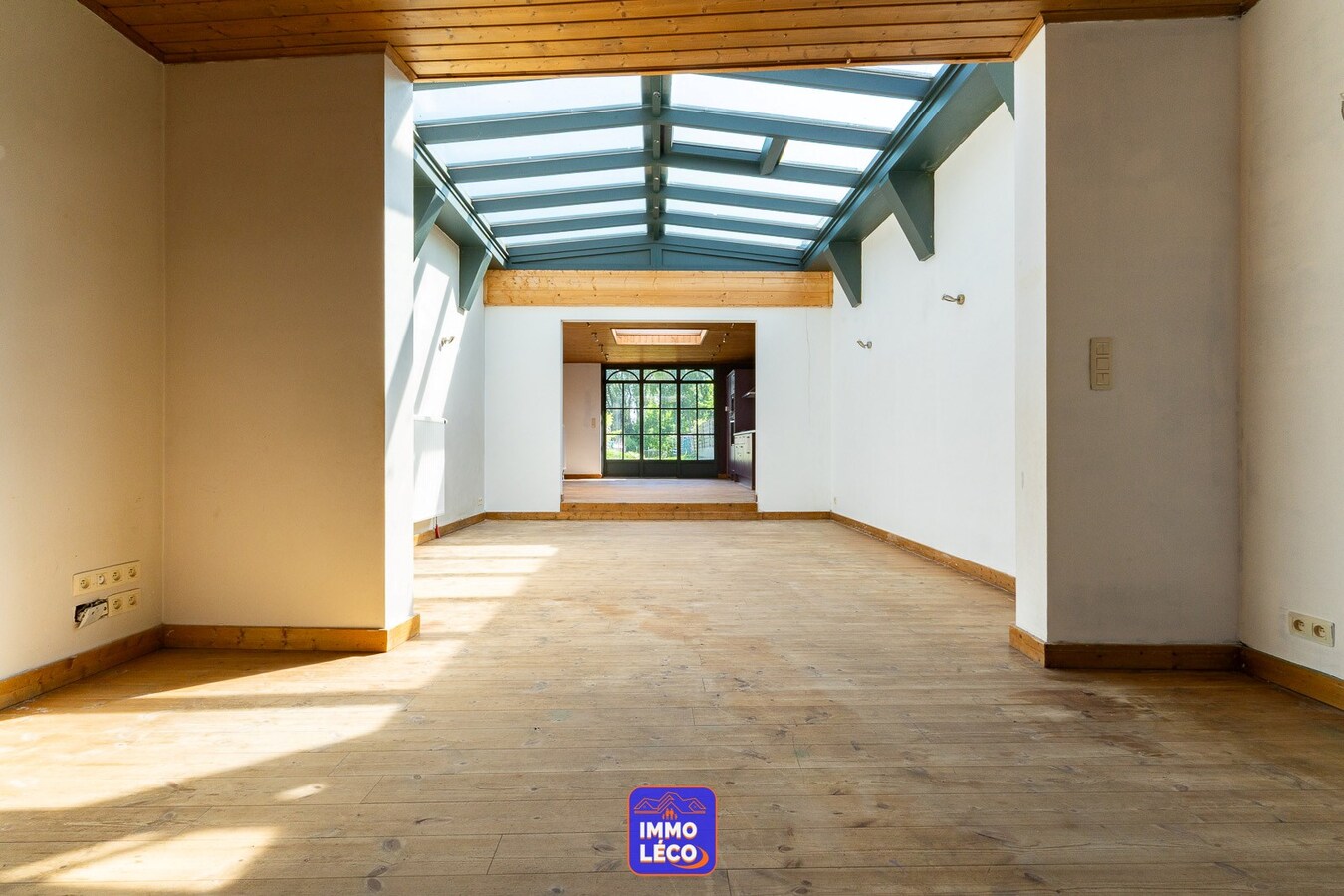 Maison rénovée dans une rue calme avec jardin de +/- 270m². 