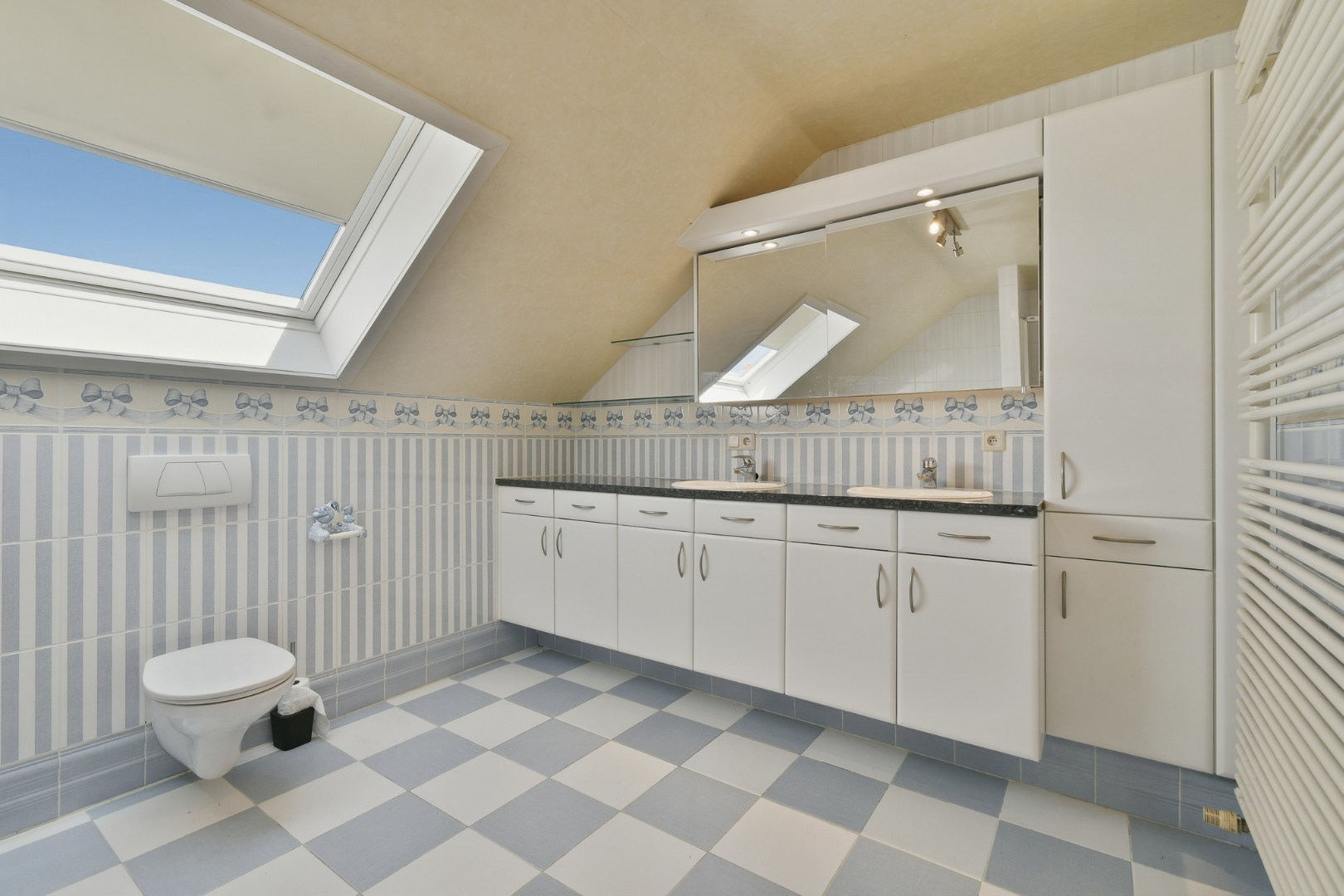 Ruime alleenstaande woning te huur in landelijk Ichtegem 