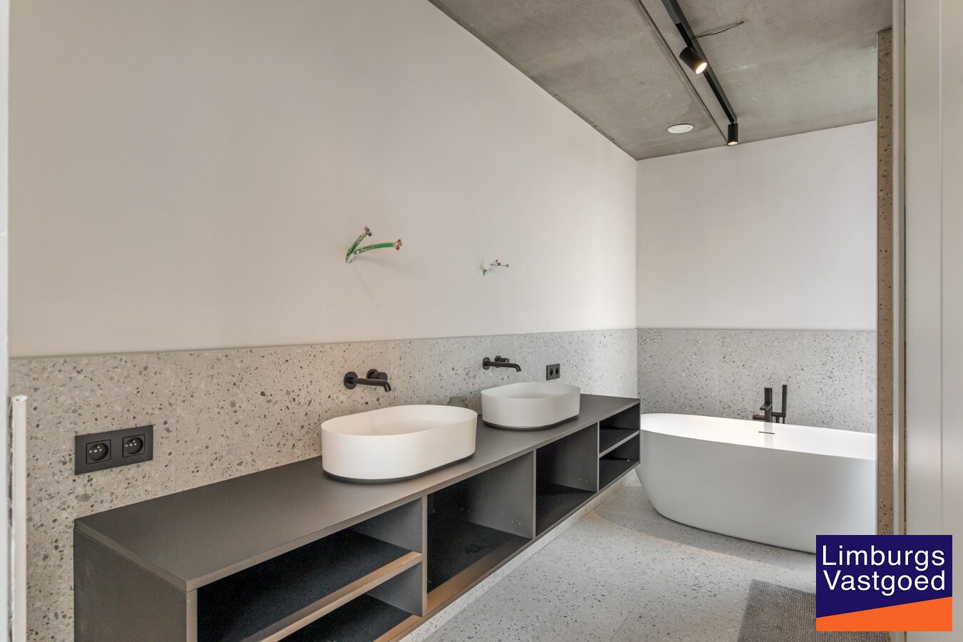 Nieuwbouwwoning, open bebouwing, 3 slpk, 3a60ca 