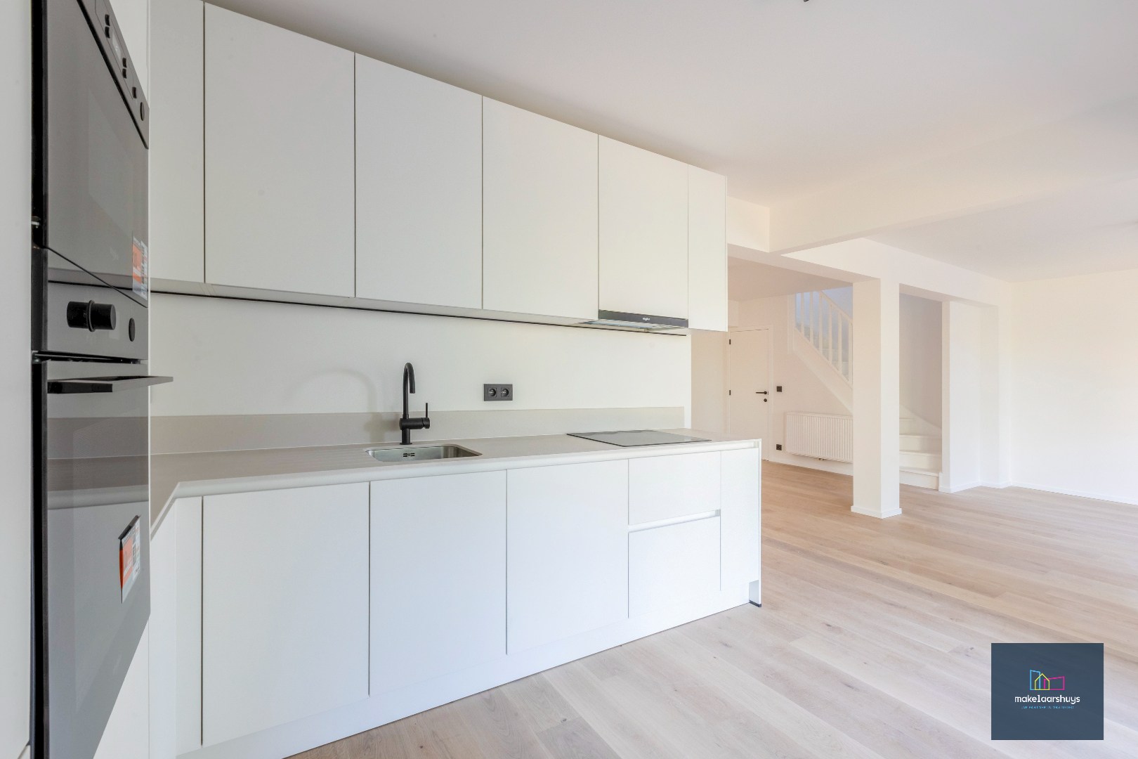 Penthouse met  3 slpk. en terras  nabij station Gent-Sint-Pieters 