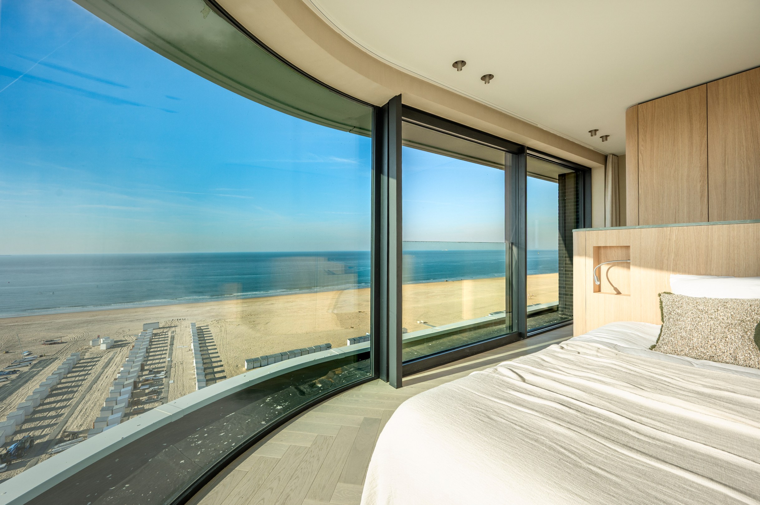 Appartement en duplex exceptionnel à vendre avec vue panoramique dans la résidence Duinrésidence. 
