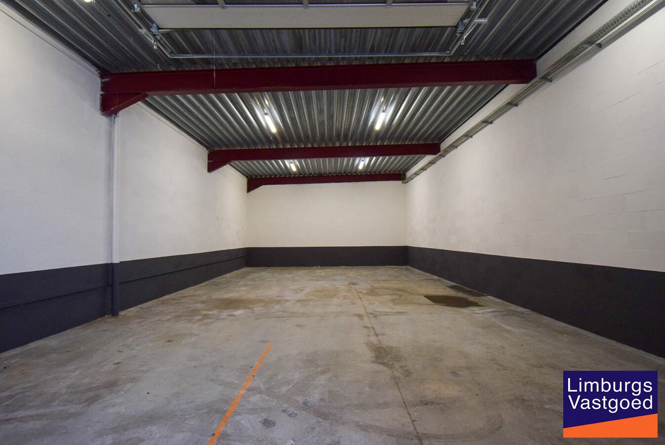 SLAKWEIDESTR. - KMO UNIT 14 - 147 m² - sectionaal poort - nabij E-314 