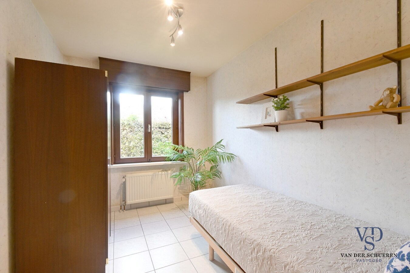 Tijdloze bungalow in een residentiële verkaveling 