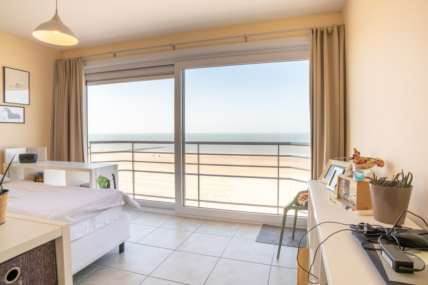 Fantastisch, rustig gelegen appartement met adembenemend zeezicht 