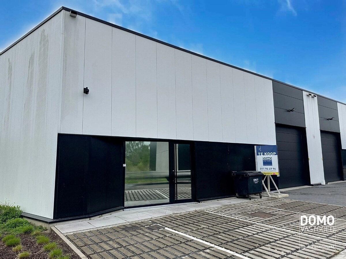 Centraal gelegen KMO unit te Hasselt. 