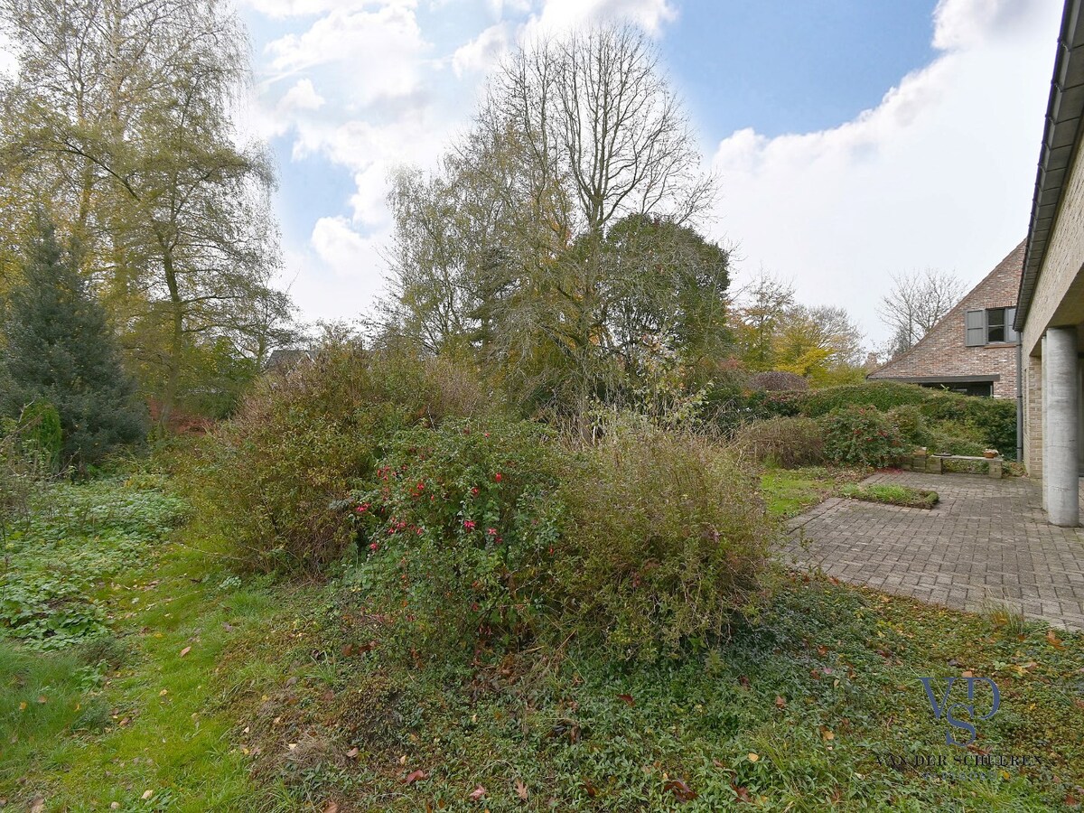 Knappe villa in 't groene Schelderode (EPC van 216 !). 