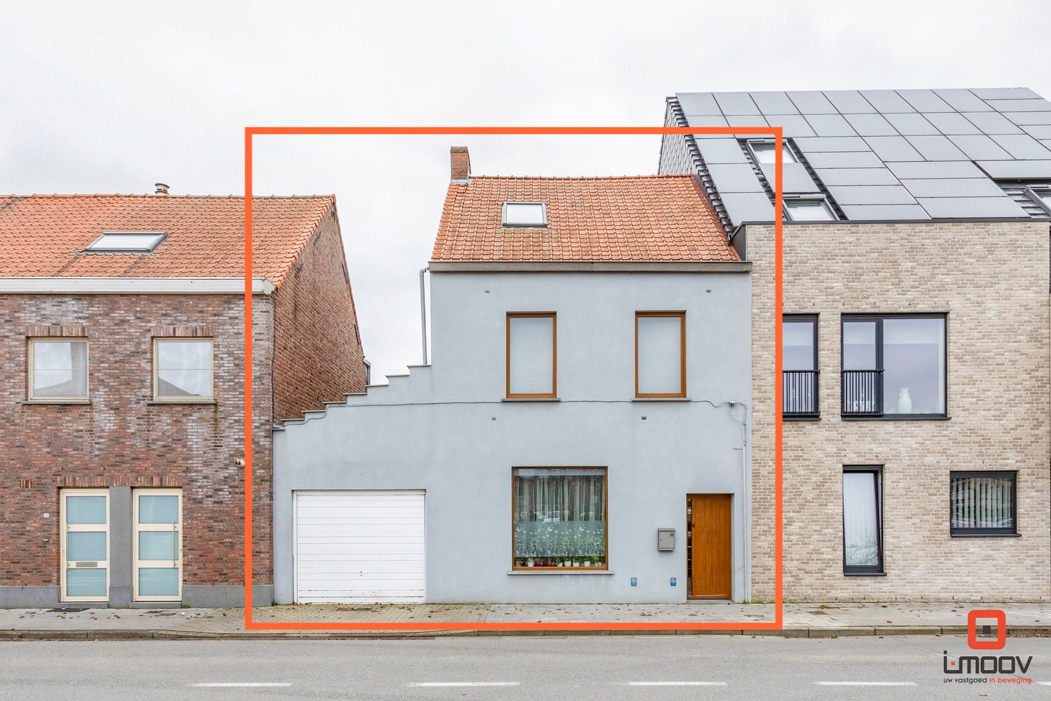 Recent gerenoveerde woning met garage en tuin 