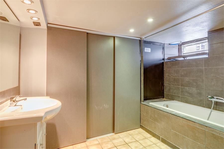 Centraal gelegen opbrengsteigendom met 8 entiteiten 