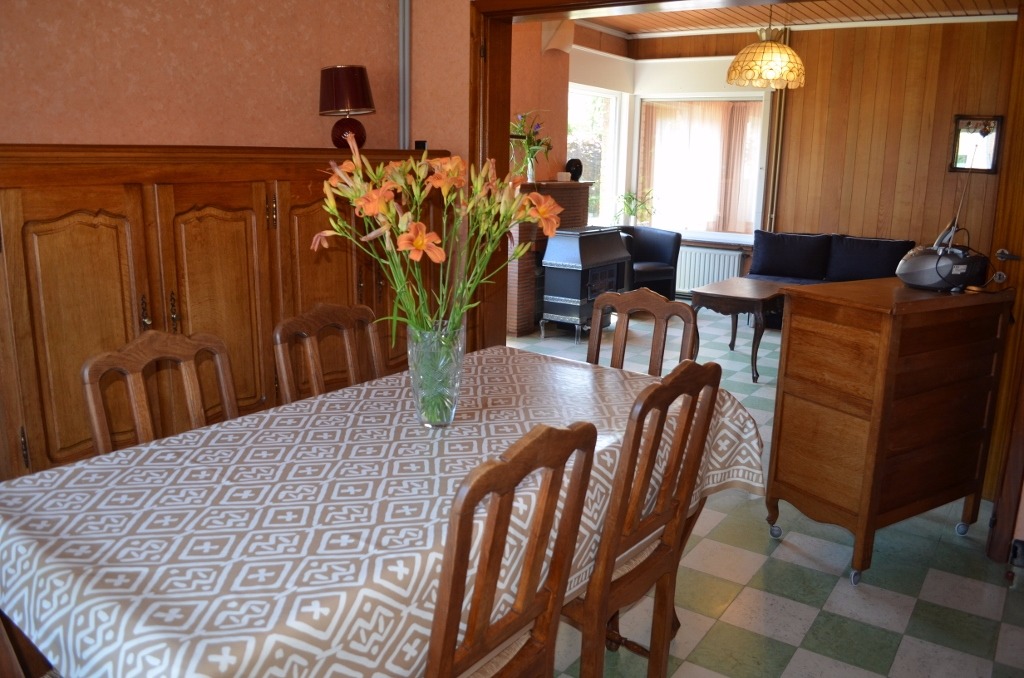 Te renoveren villa op mooi perceel goed gelegen nabij centrum Maldegem 