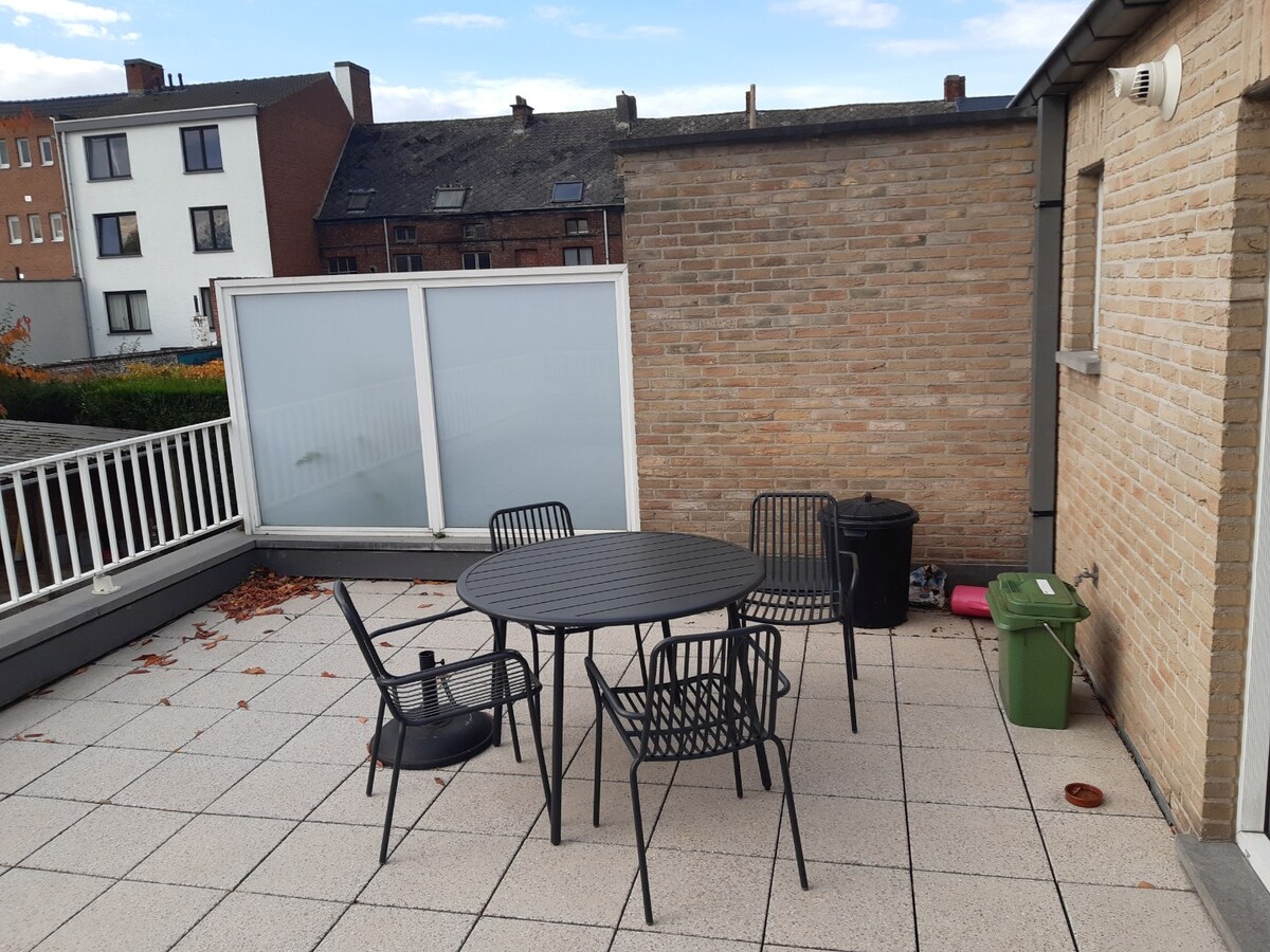 Aangenaam 1-slp-appartement met ruim terras. 