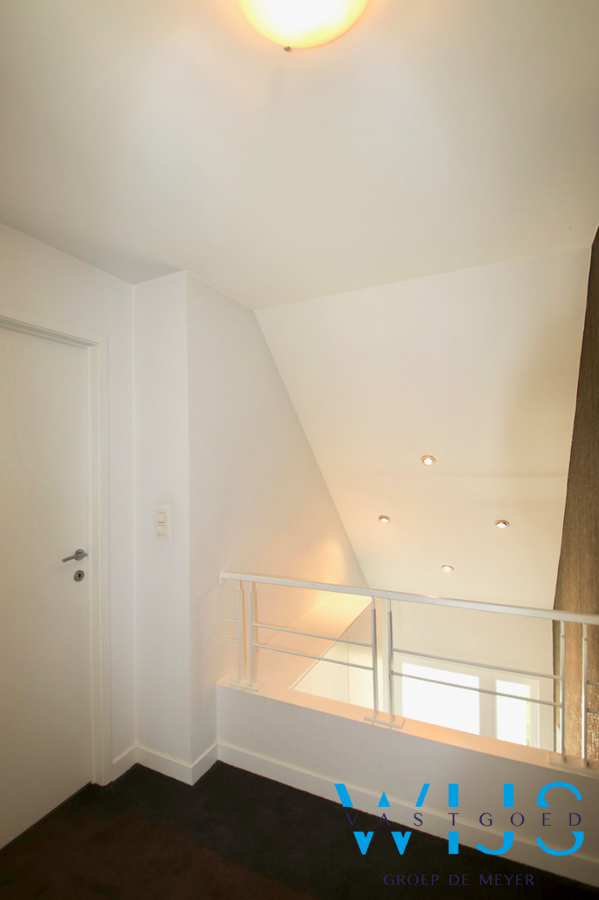 Prachtige mooi afgewerkte gezinswoning in een doodlopende straat ! 