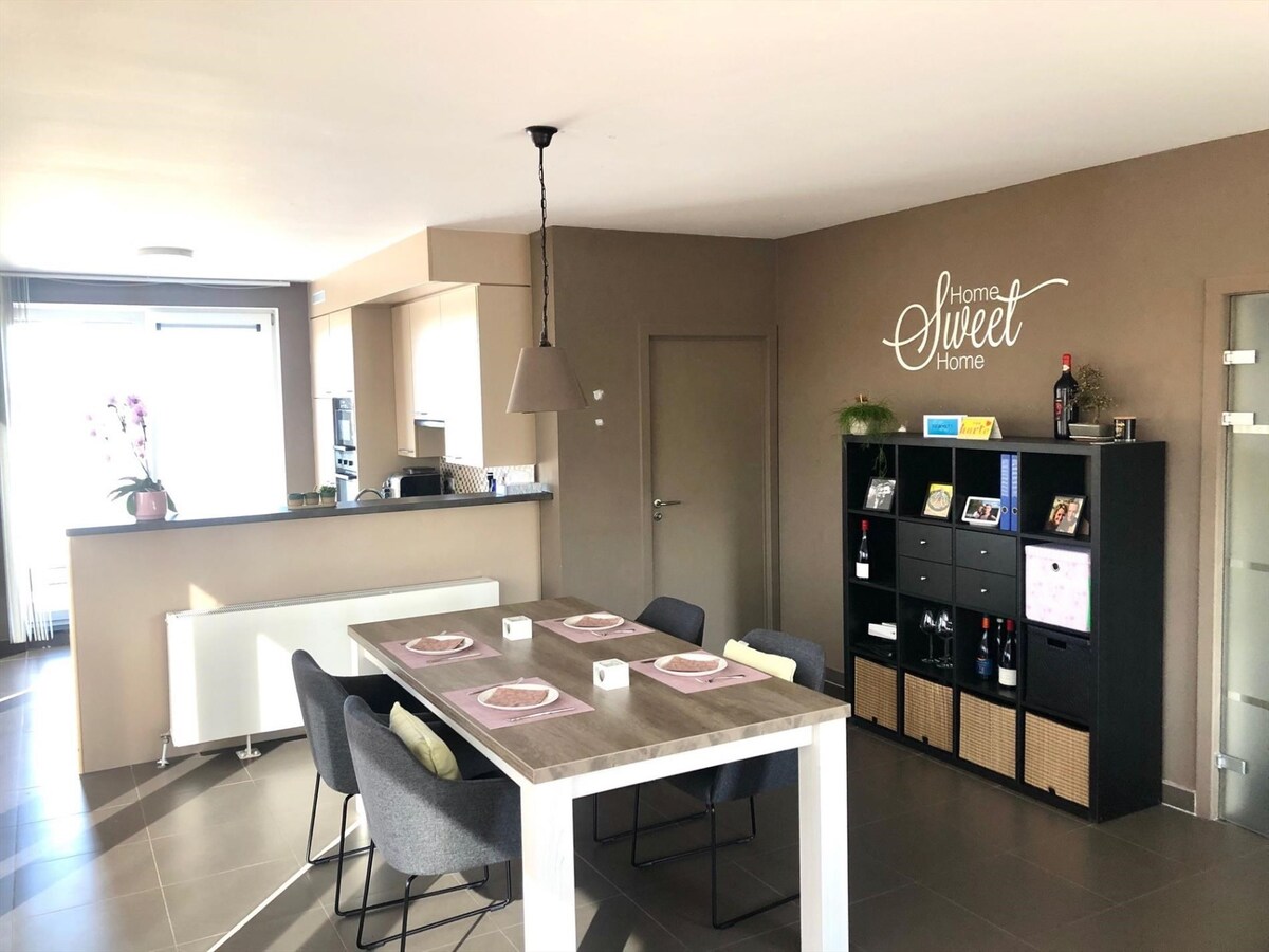 Prachtig dakappartement met panoramisch zicht over Houthulst 