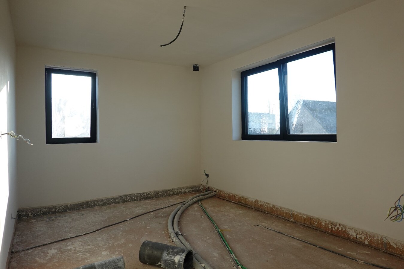 2 Ruime nieuwbouwvilla's op rustige ligging 