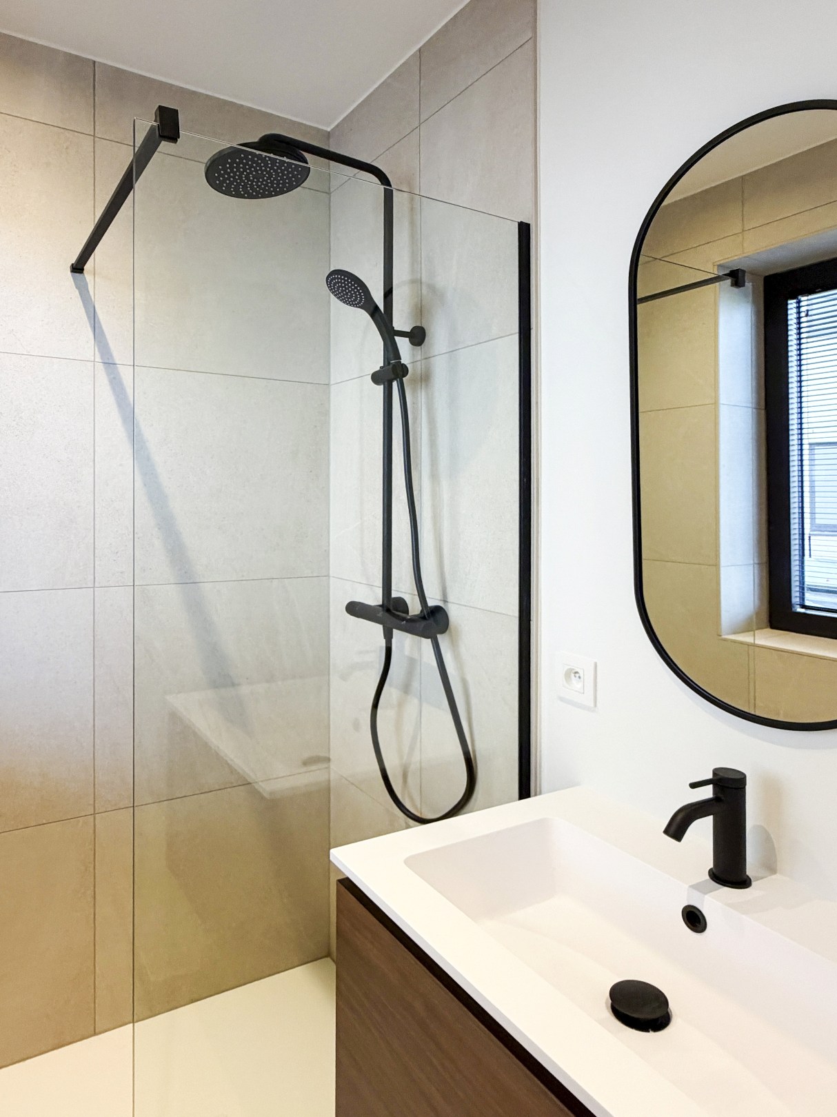 Appartement neuf orienté sud à vendre dans la prestigieuse résidence Maurice. 