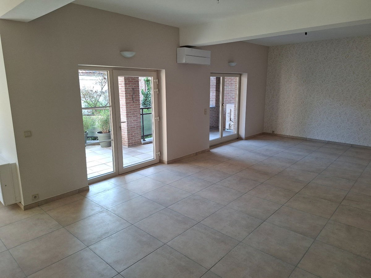 Lumineux appartement 3 chambres avec terrasse 