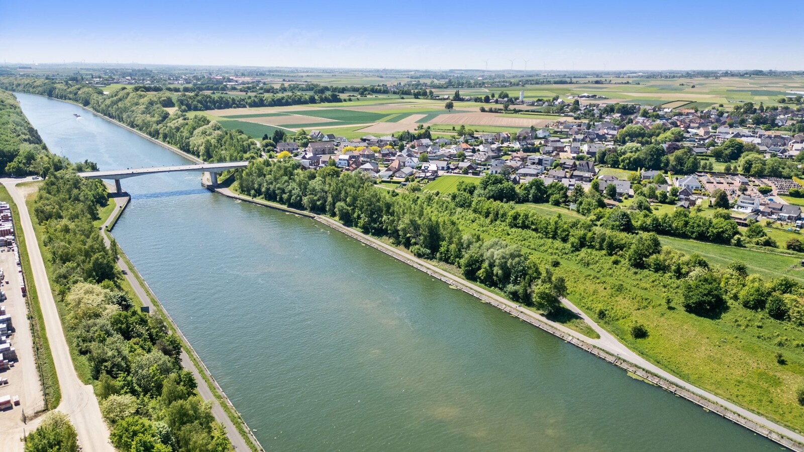 Volledig gerenoveerde, instapklare woning vlakbij Maastricht 
