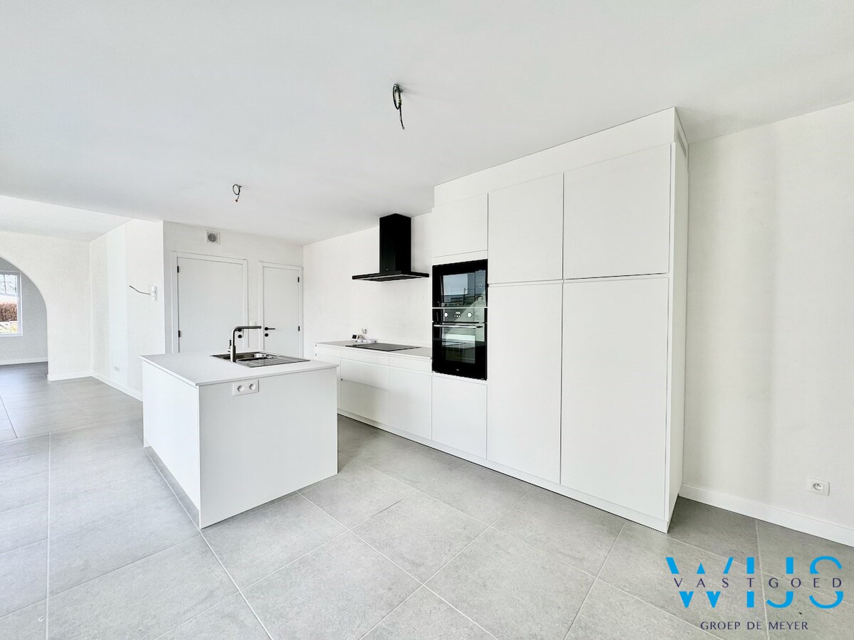 Volledig gerenoveerde TOPwoning te koop in Ertvelde ! 