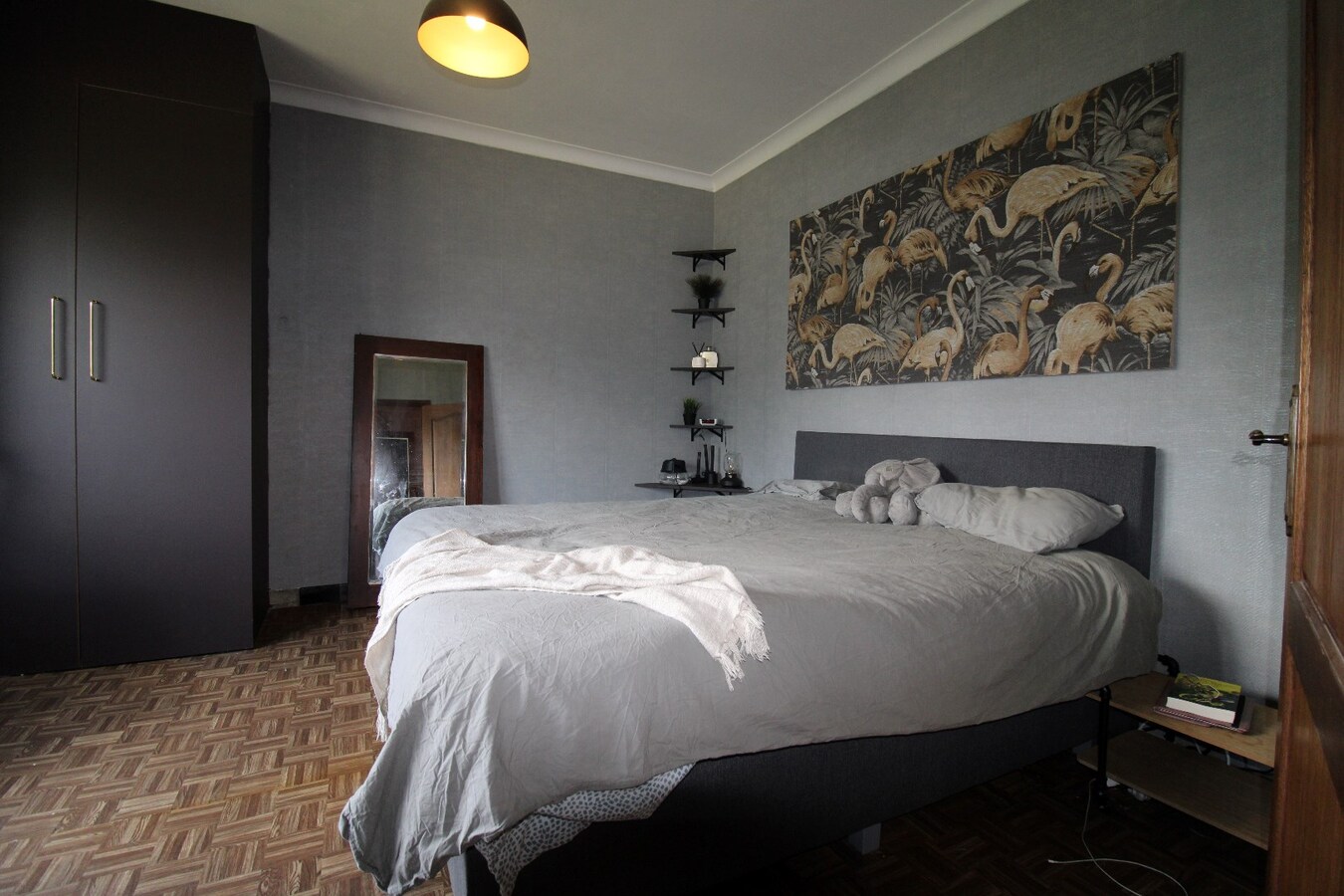 Gezellige gerenoveerde woning op een perceel van 8 are 